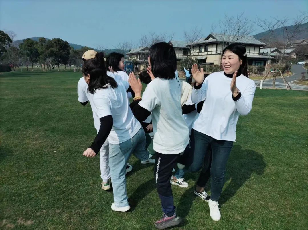 https://gyyey.wxlxjy.com/contents/sitefiles2039/10199337/images/44127660.jpeg