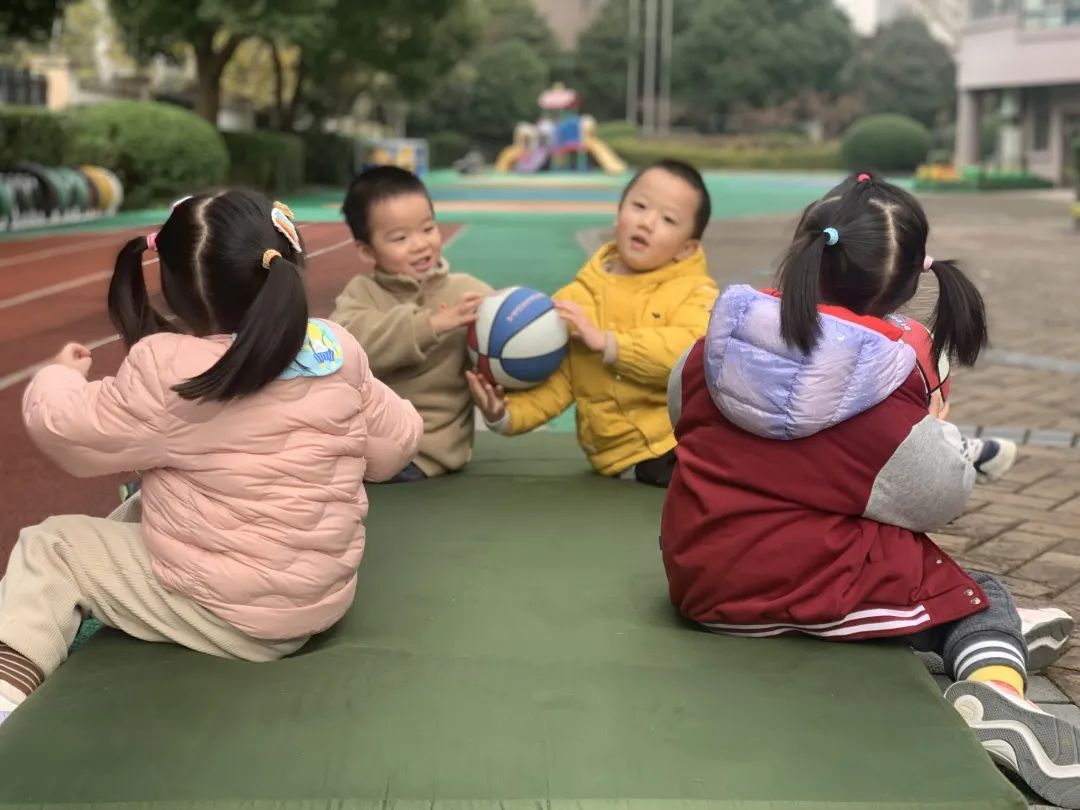 https://gyyey.wxlxjy.com/contents/sitefiles2039/10199337/images/47795742.jpeg