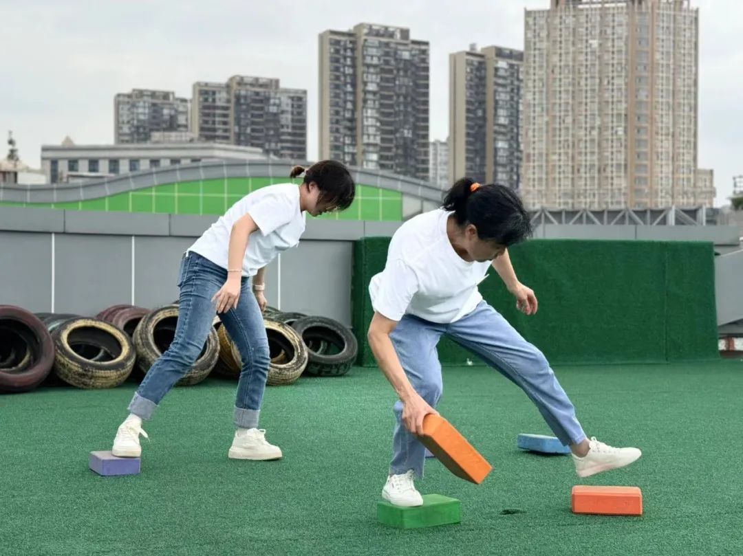 https://gyyey.wxlxjy.com/contents/sitefiles2039/10199337/images/53663372.jpeg